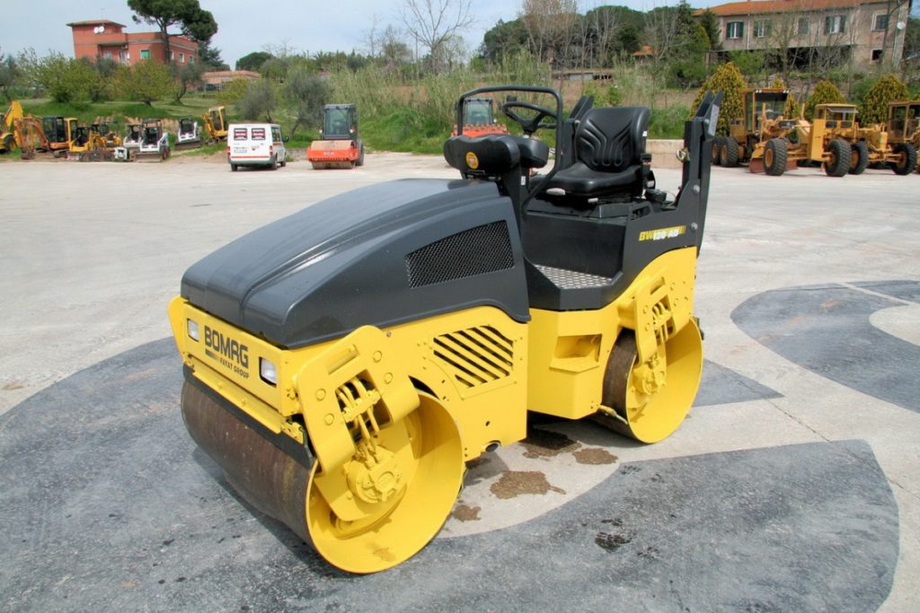 Каток BOMAG BW125 AD-4