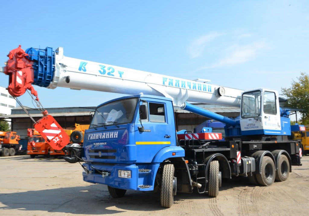 Автокрана Галичанин КС-55729-1В грузоподъёмностью 32 тонны