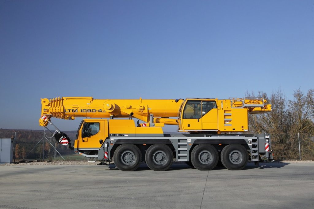 Автокран Liebherr LTM 1090 90 тонн