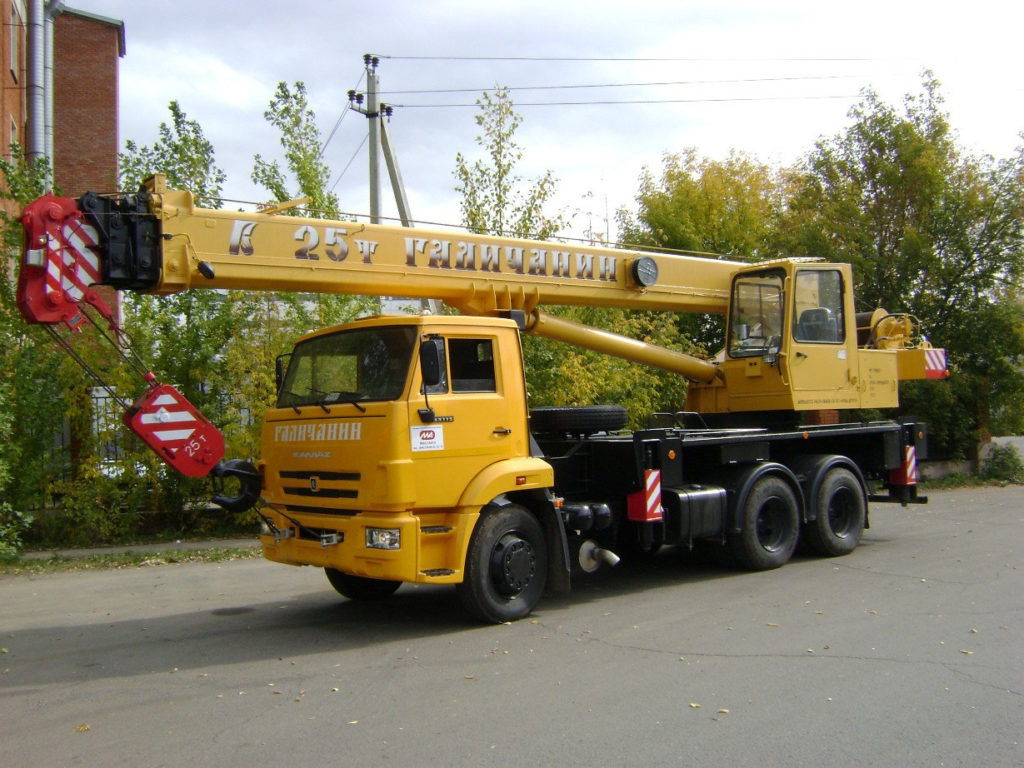 Автокран Галичанин КС-55713-1 25 тонн