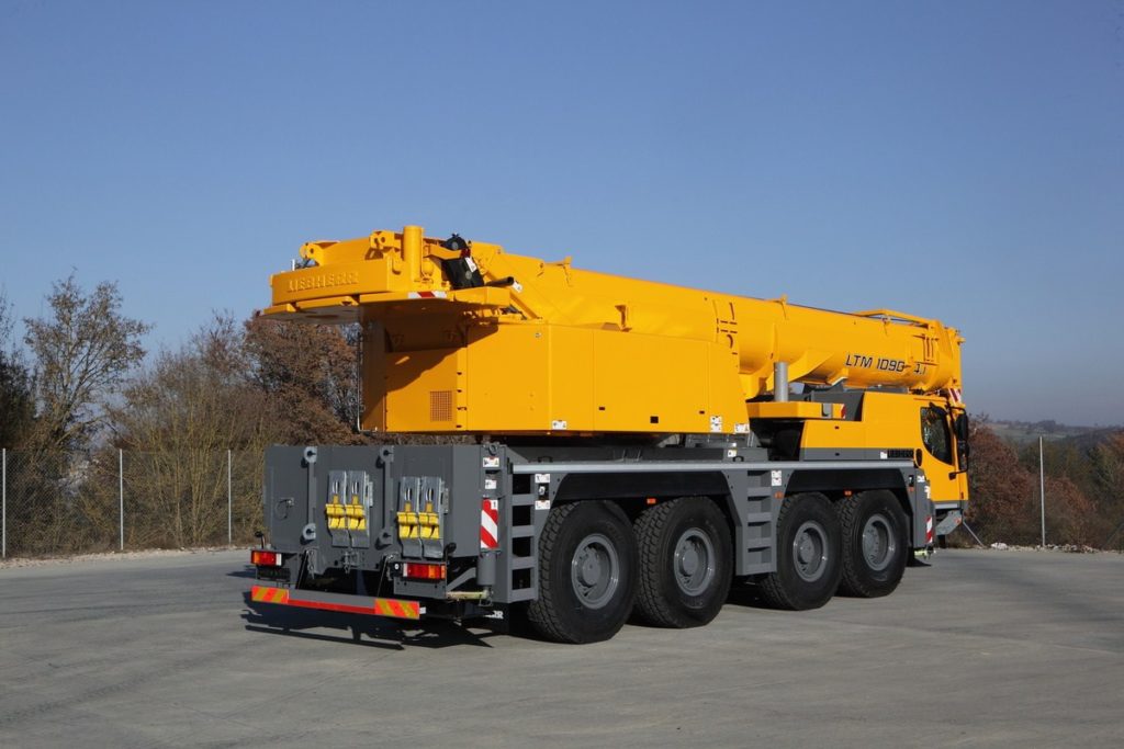 Автокран Liebherr LTM 1090 90 тонн