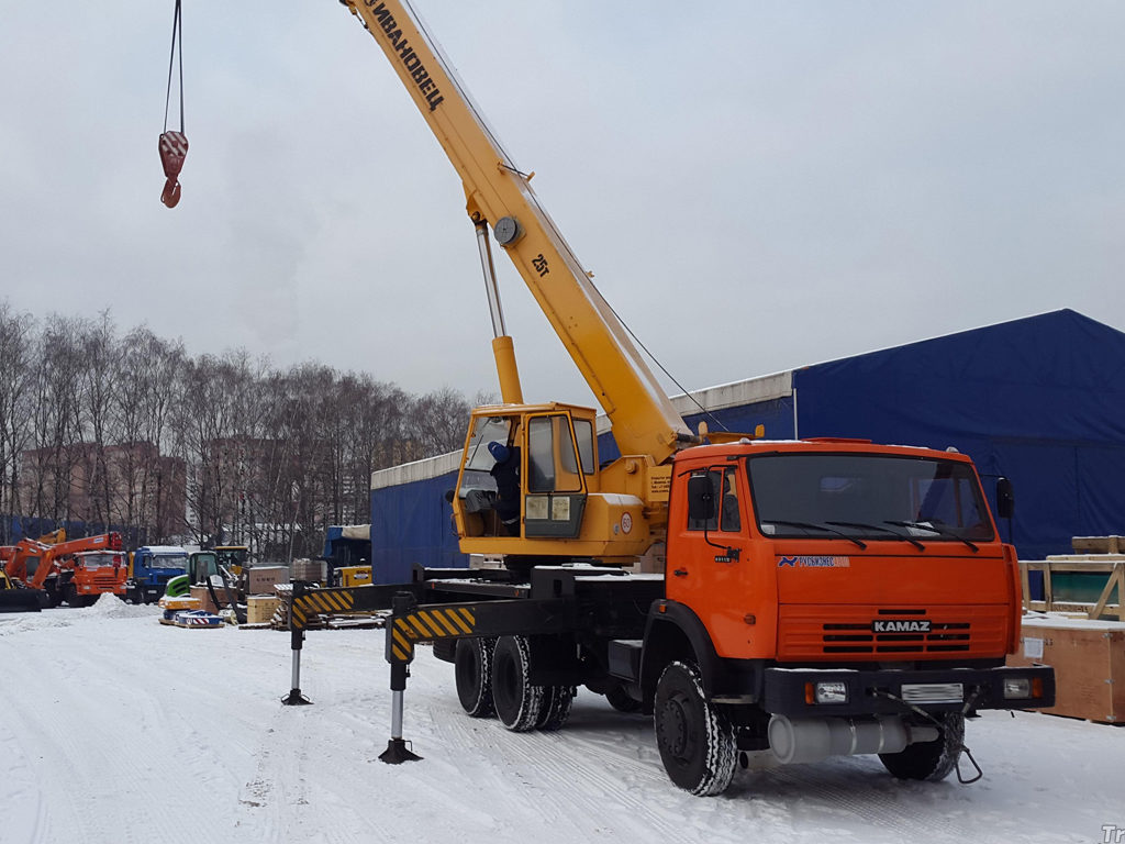 Автокран Ивановец КС-45717К-1 25 тонн