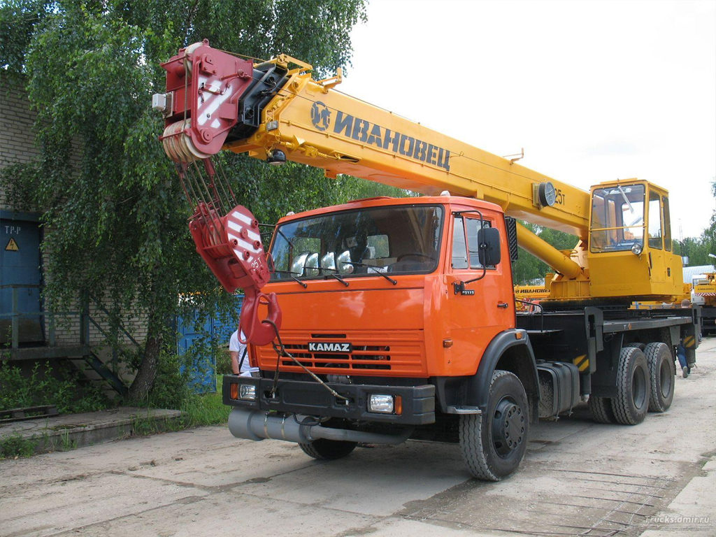 Автокран Ивановец КС-45717К-1 25 тонн