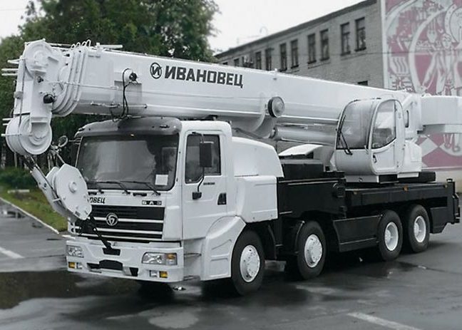 Автокран КС-7474 грузоподъёмностью 80 тонн