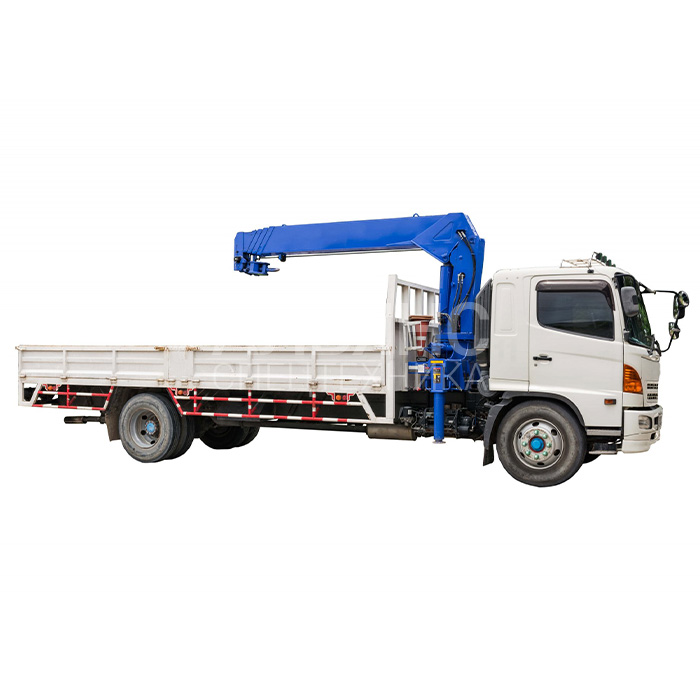 Манипулятор Isuzu CSS 186 грузоподъёмностью 5 тонн